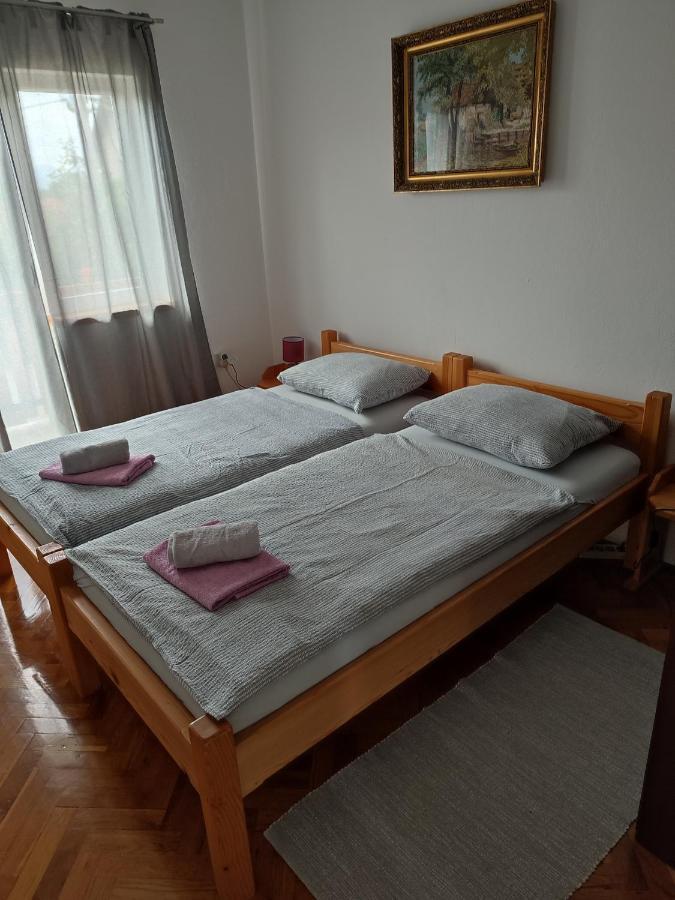 Guest House Josipovic โคเรนนิซา ภายนอก รูปภาพ